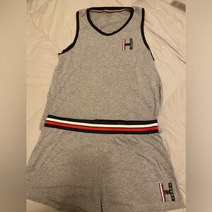 Tommy Hilfiger sleepwear large